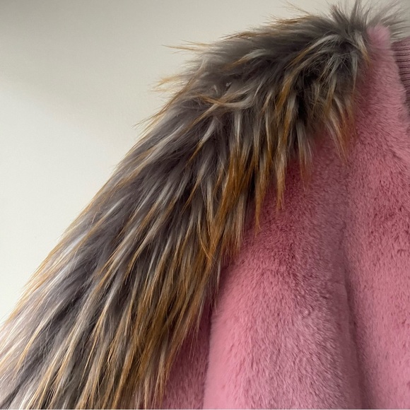 Shaci Faux Fox Fur Pink Bomber Jacket Teddy Coat Mob Wife Size Large - Picture 7 of 13